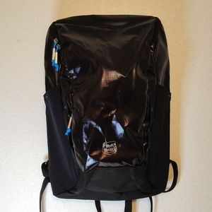 Timber Ridge Xplorer 25L Hiking Pack Black